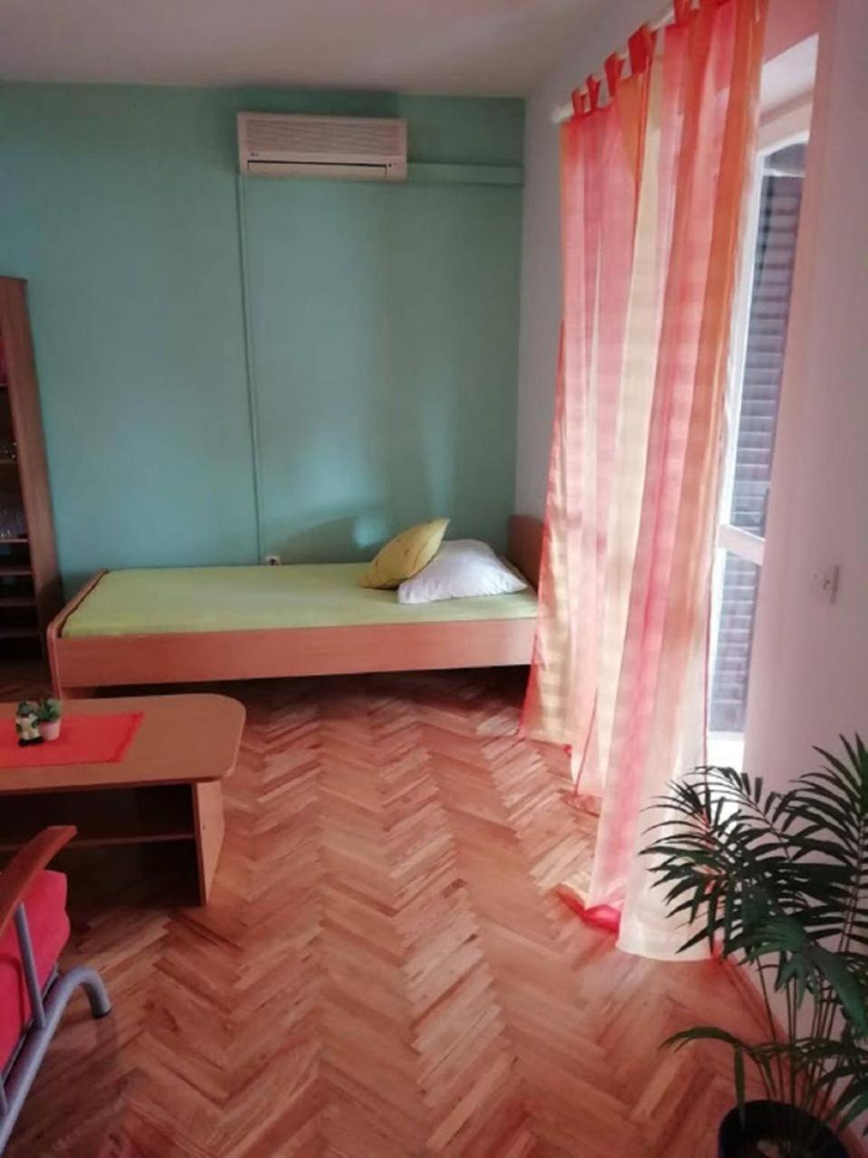 Apartments Marino - Near Family Friendly Beach Supetar Exteriör bild