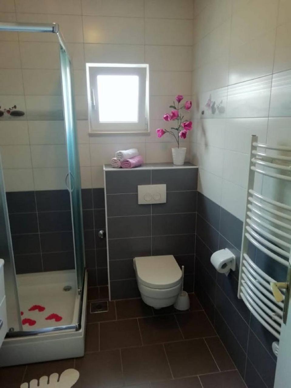Apartments Marino - Near Family Friendly Beach Supetar Exteriör bild