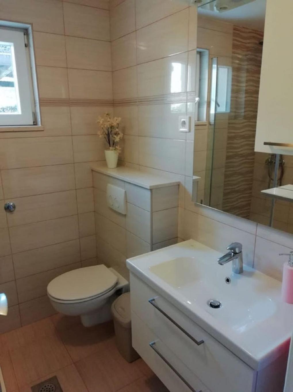 Apartments Marino - Near Family Friendly Beach Supetar Exteriör bild
